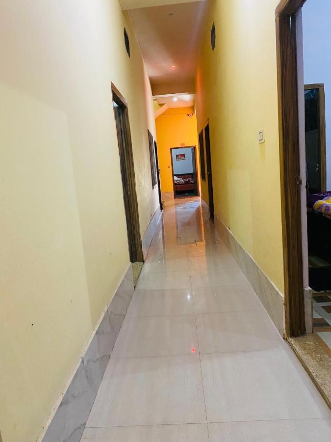 Balaji Homestay Mathura In Vrindavan Ngoại thất bức ảnh