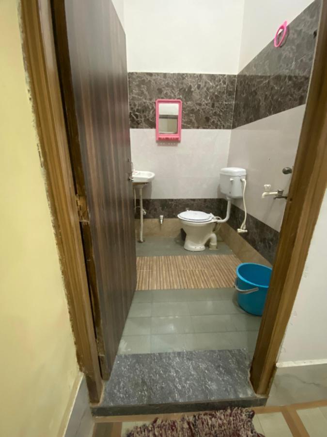 Balaji Homestay Mathura In Vrindavan Ngoại thất bức ảnh