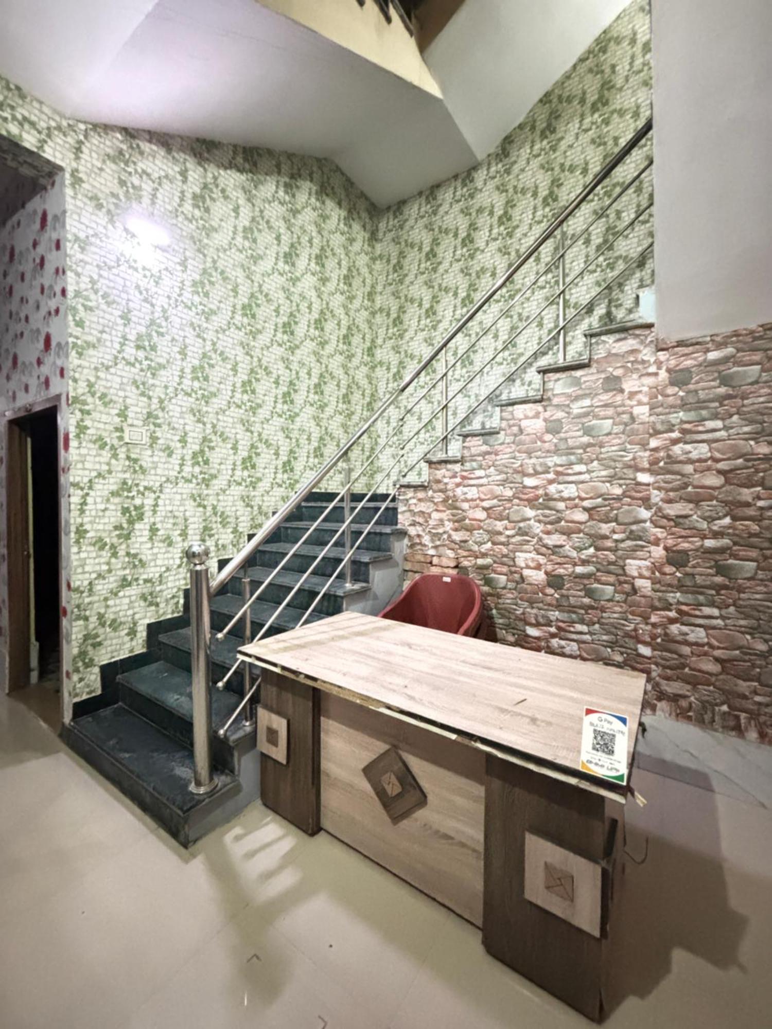 Balaji Homestay Mathura In Vrindavan Ngoại thất bức ảnh